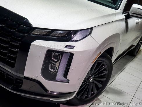 Used 2024 Hyundai Palisade Calligraphy image 8