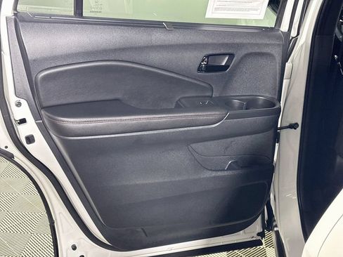Used 2025 Honda Passport Black Edition image 20