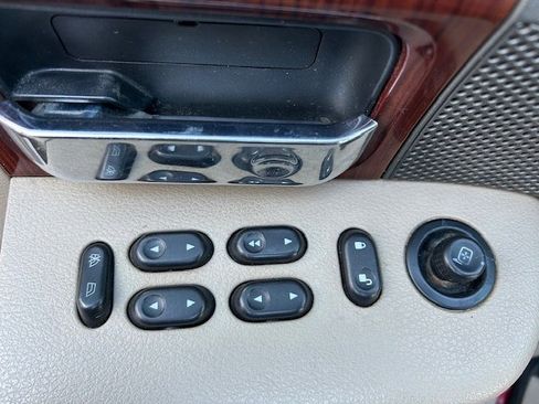 Used 2007 Ford F150 XLT image 19