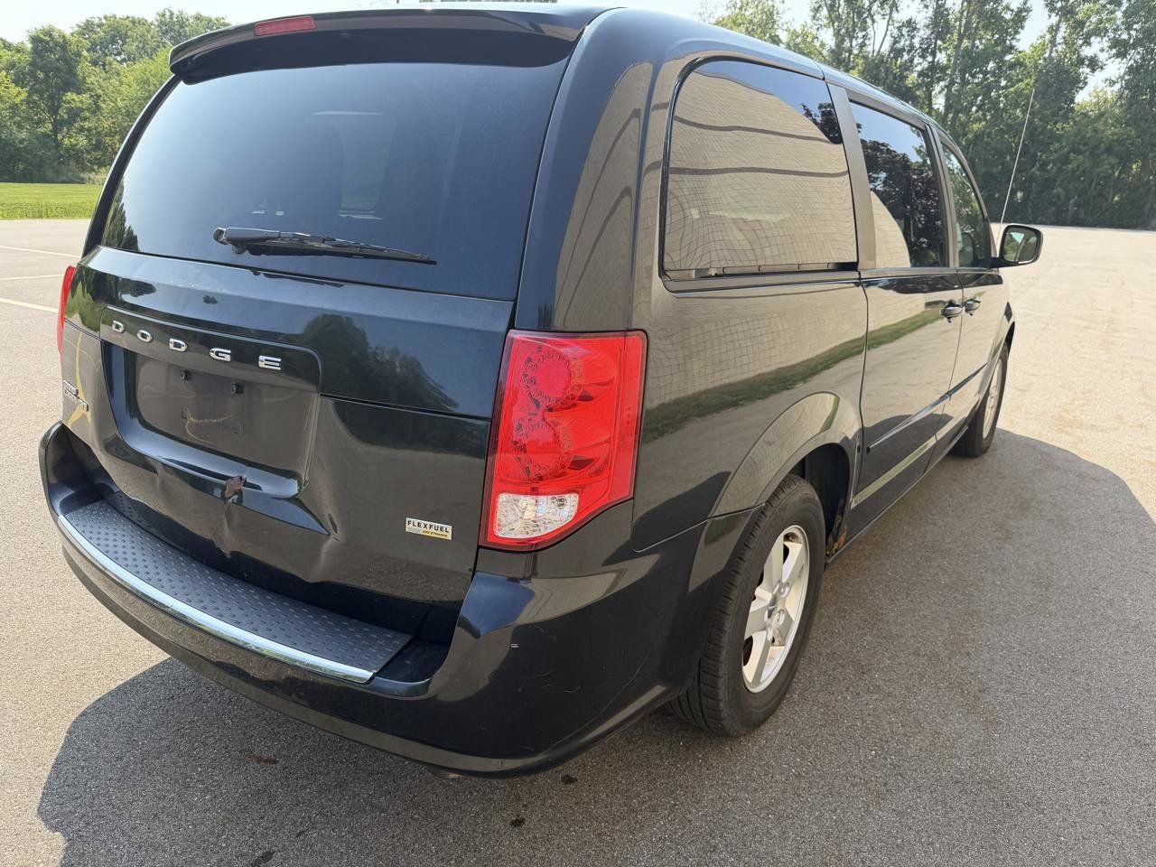 Used 2013 Dodge Grand Caravan SXT FWD image 5