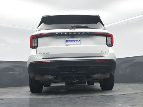 Certified 2025 Ford Explorer Active AWD/4WD image 52