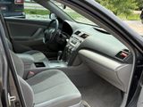 Used 2009 Toyota Camry LE image 4