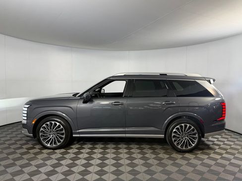 Used 2026 Hyundai Palisade Calligraphy AWD/4WD image 11