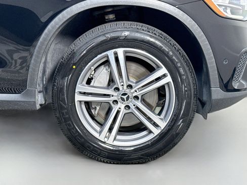 Used 2022 Mercedes-Benz GLC 300 4MATIC image 32