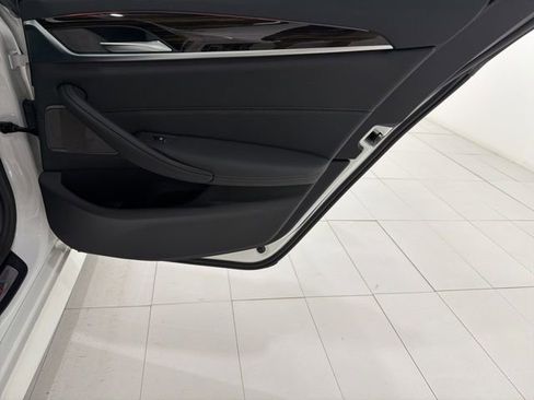 Certified 2023 BMW 530i xDrive w/ M Sport Package AWD/4WD image 21