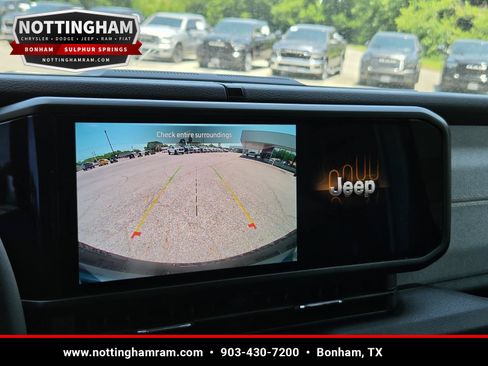 Used 2025 Jeep Wrangler Sport S AWD/4WD image 12