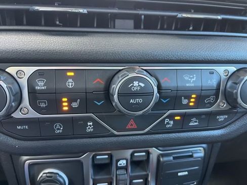 New 2026 Jeep Gladiator Sport image 24