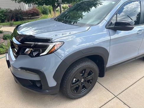 Used 2022 Honda Pilot TrailSport image 2
