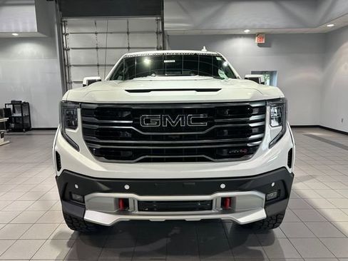 New 2025 GMC Sierra 1500 AT4 w/ Technology Package image 2