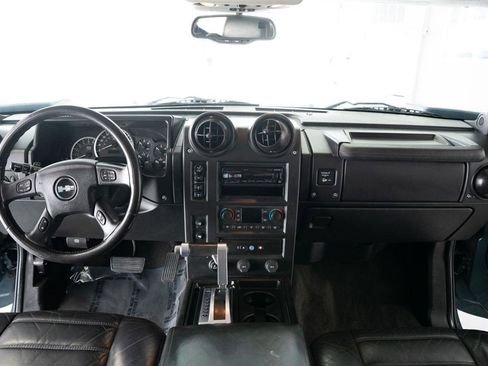 Used 2005 HUMMER H2 w/ Preferred Equipment Group image 26