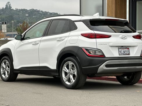 Used 2023 Hyundai Kona SEL image 6