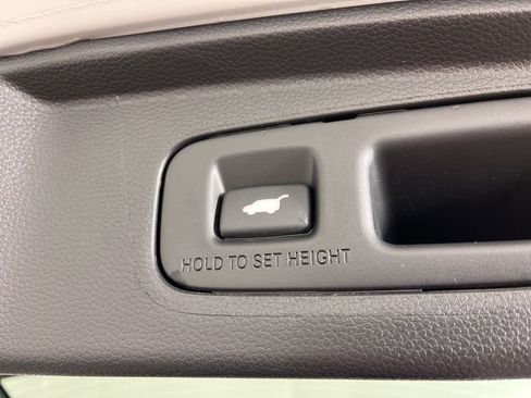 Certified 2025 Honda CR-V Sport Touring image 11