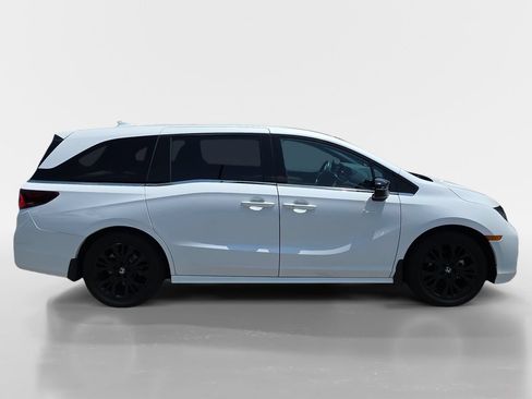 Certified 2025 Honda Odyssey Sport-L image 3