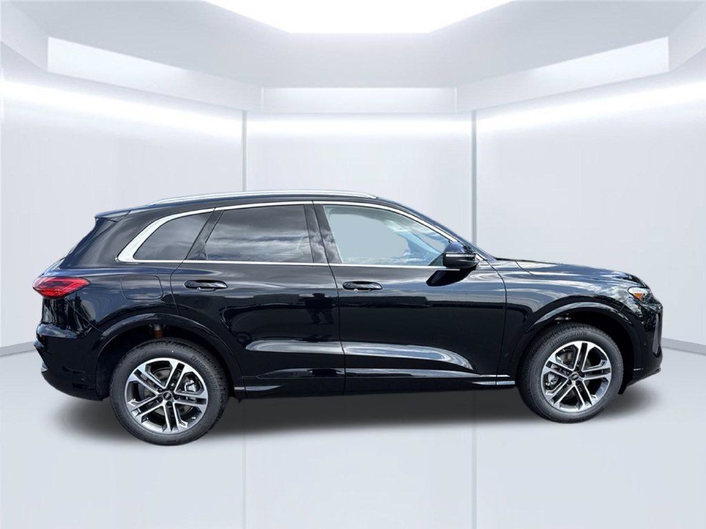 New 2026 Audi Q5 Premium AWD/4WD image 6