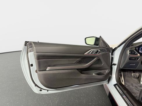 Used 2023 BMW M4 CSL RWD image 31