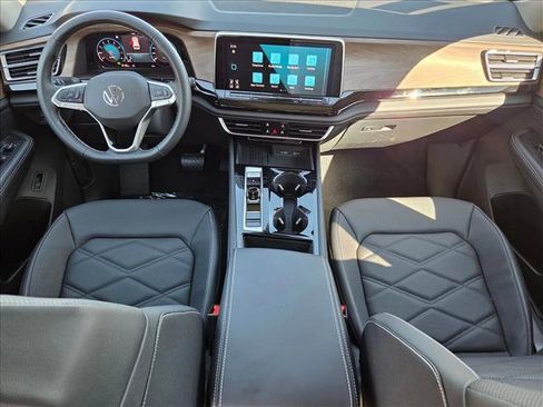 New 2026 Volkswagen Atlas SE image 14