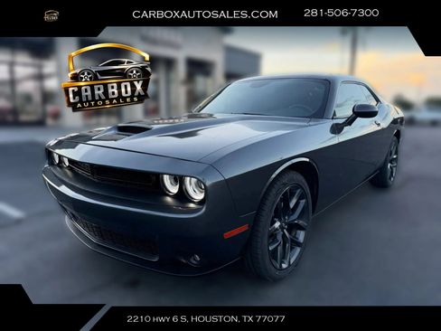Used 2023 Dodge Challenger SXT w/ Blacktop Package RWD image 1