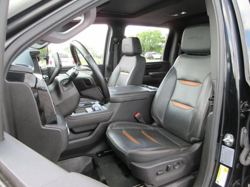 Certified 2024 GMC Sierra 3500 AT4 w/ AT4 Premium Plus Package AWD/4WD image 24