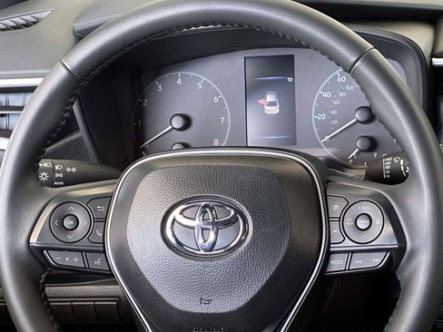 Certified 2025 Toyota Corolla SE FWD image 16