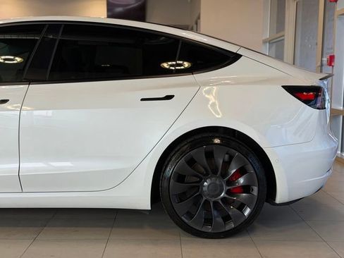 Used 2022 Tesla Model 3 Performance image 7