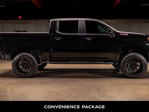 Used 2021 Chevrolet Silverado 1500 LT Trail Boss w/ Bed Protection Package image 10