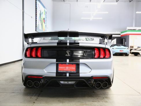 Used 2021 Ford Mustang Shelby GT500 w/ Carbon Fiber Track Pack RWD image 6