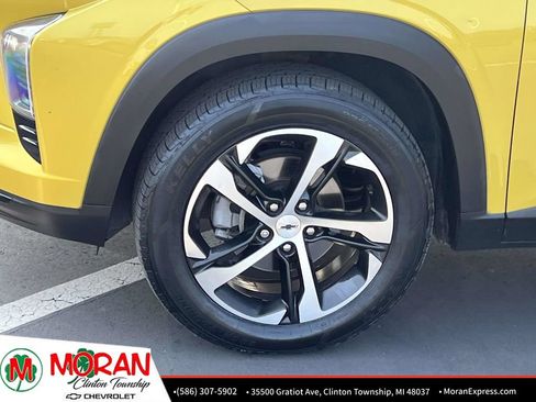 Certified 2024 Chevrolet Trax RS FWD image 10