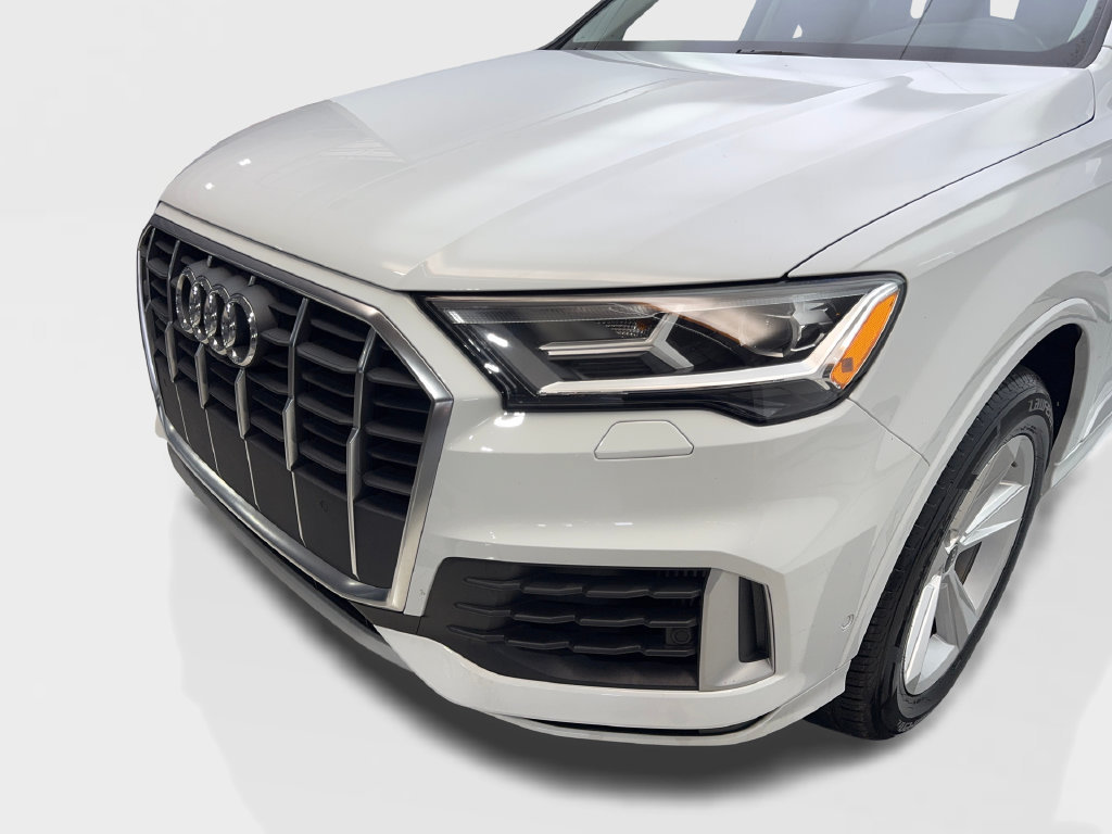 Used 2022 Audi Q7 3.0T Premium w/ Convenience Package AWD/4WD image 18