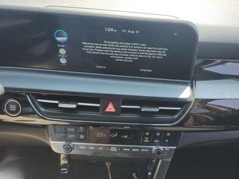 Certified 2024 Kia Seltos S AWD/4WD image 32