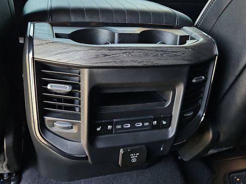 Used 2026 RAM 1500 Limited AWD/4WD image 20
