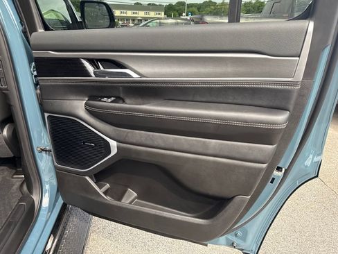 New 2026 Jeep Grand Wagoneer Limited AWD/4WD image 28