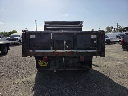 Used 2019 Ford F550 4x4 Regular Cab Super Duty image 4