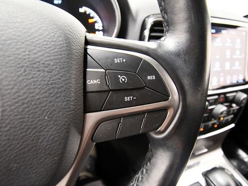 Used 2021 Jeep Grand Cherokee Altitude AWD/4WD image 21