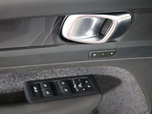 Used 2023 Volvo XC40 Recharge Plus AWD/4WD image 19