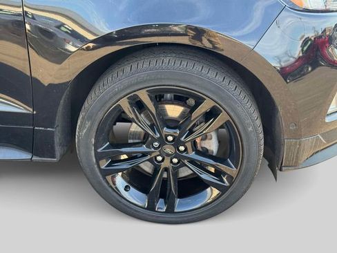 Used 2020 Ford Edge ST w/ Equipment Group 401A image 7