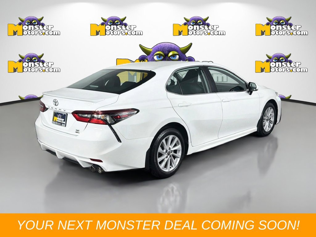 Used 2021 Toyota Camry SE AWD/4WD image 5