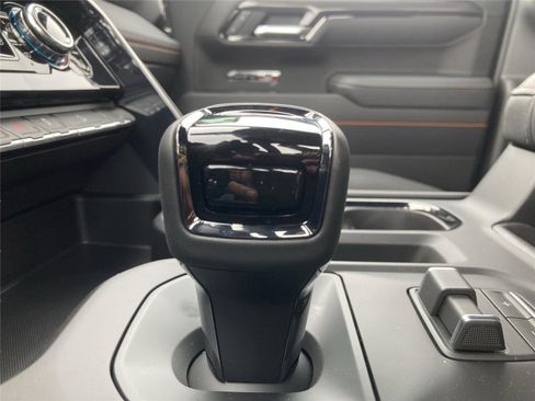 New 2026 GMC Sierra 1500 AT4 w/ AT4 Premium Package AWD/4WD image 19