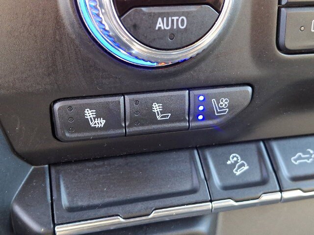 Used 2020 GMC Sierra 2500 SLT w/ SLT Convenience Package AWD/4WD image 35