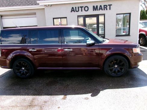 Used 2009 Ford Flex Limited image 3