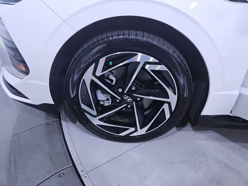 Certified 2024 Hyundai Sonata SEL w/ Convenience Package image 28