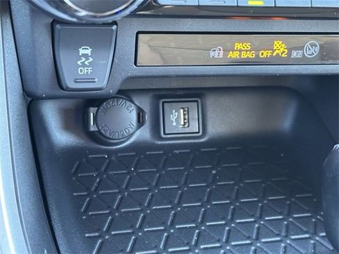Used 2024 Toyota RAV4 XLE image 20