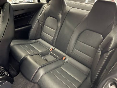 Used 2014 Mercedes-Benz E 350 4MATIC Coupe image 20