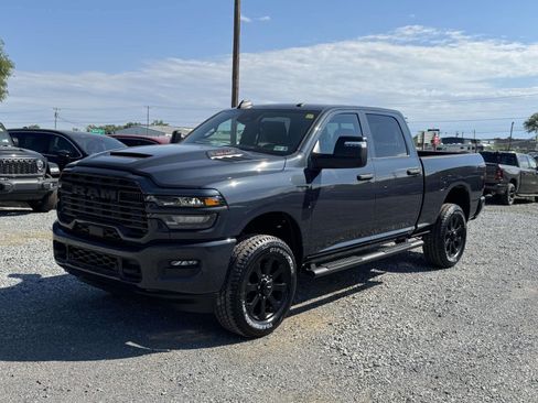 New 2026 RAM 2500 Tradesman AWD/4WD image 22