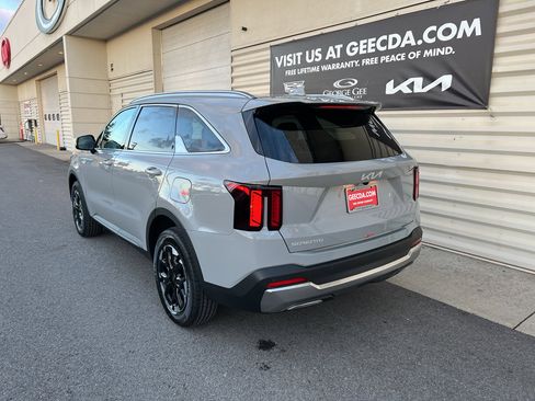 New 2026 Kia Sorento S image 5