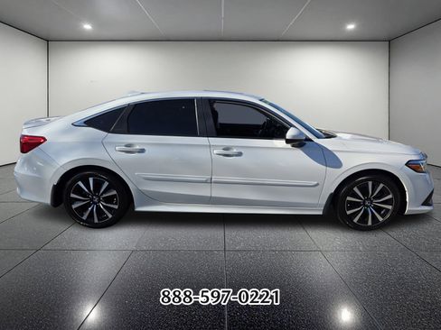 Used 2022 Honda Civic EX image 2