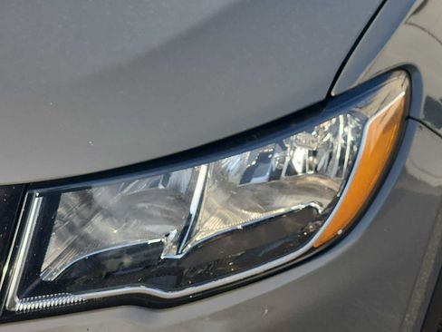 Used 2021 Jeep Compass Limited w/ Sun and Sound Group image 9