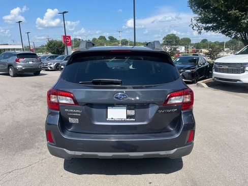 Used 2015 Subaru Outback 2.5i Premium AWD/4WD image 5