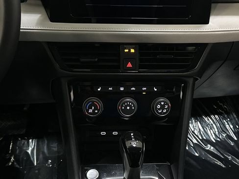 New 2026 Volkswagen Taos S image 32