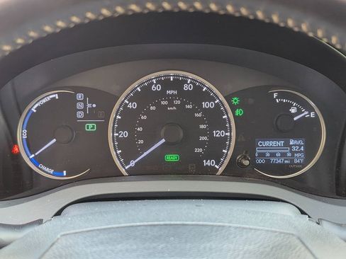 Used 2014 Lexus CT 200h image 30