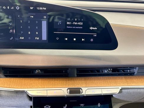 Used 2023 Lucid Air Touring image 15